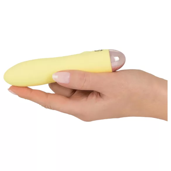 Cuties Mini Yellow - akumulátorový silikonový vibrátor (žlutý)