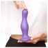 Strap-on-me Curvy L - vlnitý přísavný dildo (fialový)