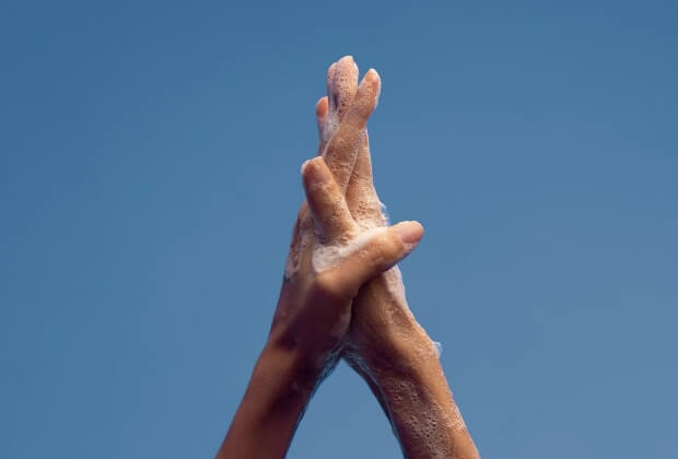 Fisting průvodce: Hluboká důvěra, ještě hlubší potěšení